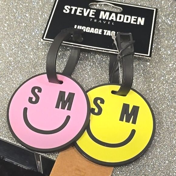 Steve Madden SM Logo Smiley Face Travel Luggage Tag Set - Picture 5 of 6